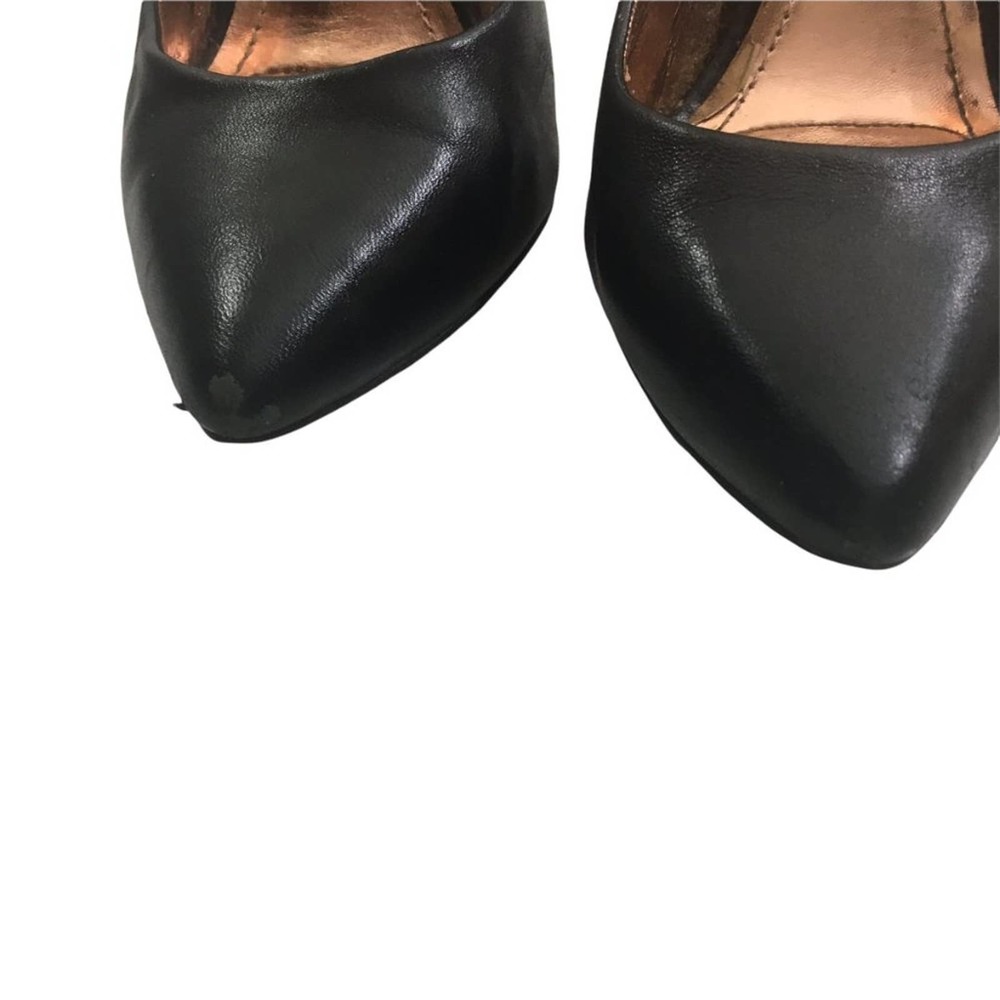 BCBG Cielo Leather Pumps 6 - Picture 5 of 5